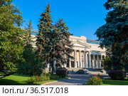Государственнний музей изобразительных искусств имени А. С. Пушкина (Главное здание). Москва. Россия (2021 год). Редакционное фото, фотограф E. O. / Фотобанк Лори
