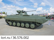 Боевая машина пехоты БМП-1АМ "Басурманин" на военно-техническом форуме "Армия-2020". Парк Патриот. Редакционное фото, фотограф Виктор Карасев / Фотобанк Лори