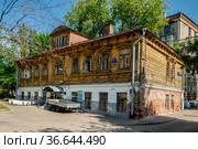 Москва, Басманный район, Хомутовский тупик, дом 6 строение 3 (2021 год). Стоковое фото, фотограф glokaya_kuzdra / Фотобанк Лори