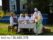 Performance in Mari Ethnographic Open-Air Museum (2021 год). Редакционное фото, фотограф Яков Филимонов / Фотобанк Лори