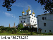 Село Теряево, Волоколамский городской округ, Московская область, Свято-Успенский Иосифо-Волоцкий ставропигиальный мужской монастырь (2020 год). Стоковое фото, фотограф Natalia Sidorova / Фотобанк Лори