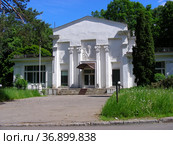 Павильон № 311 "Шелководство" ("Шелк"). Проспект Мира, 119, строение 311 Останкинский район. Город Москва. Россия (2011 год). Стоковое фото, фотограф lana1501 / Фотобанк Лори