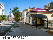 Трактир "Русские традиции". Улица Московская, д. 17А. Калуга (2021 год). Редакционное фото, фотограф Сергей Афанасьев / Фотобанк Лори
