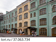 Россия . Санкт-Петербург. Гостиный двор. Арт пространство "Двор Гостинного двора" (2021 год). Редакционное фото, фотограф Литвяк Игорь / Фотобанк Лори