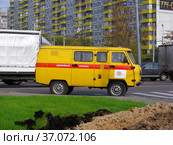 Автомобиль аварийно-спасательной службы МОЭСК. Носовихинское шоссе. Район Новокосино. Город Москва (2012 год). Редакционное фото, фотограф lana1501 / Фотобанк Лори