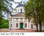 Троицкий кафедральный собор. Центральный городской парк культуры и отдыха. Калуга (2021 год). Стоковое фото, фотограф Сергей Афанасьев / Фотобанк Лори
