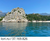 Скала Генуэзская (Дженевез-Кая), Гурзуф (2021 год). Стоковое фото, фотограф Мария Кылосова / Фотобанк Лори