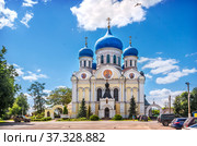 Никольский храм в селе Рогачёво (2021 год). Стоковое фото, фотограф Baturina Yuliya / Фотобанк Лори
