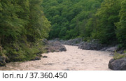 Кавказские горы, Адыгея. Река Белая в Гранитном каньоне. The Caucasus Mountains, Adygeya. Belaya river in the Granite gorge. Стоковое видео, видеограф Евгений Романов / Фотобанк Лори
