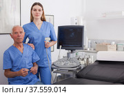Portrait of two sonographers in clinic. Стоковое фото, фотограф Яков Филимонов / Фотобанк Лори