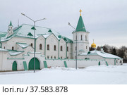 Пасмурное мартовское утро у старинной государевой Ратной палаты. Царское Село (2022 год). Редакционное фото, фотограф Виктор Карасев / Фотобанк Лори
