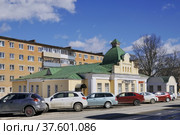 Дом фабриканта Баранова, нач.1900-х гг. на ул. Царская (ул. Кирова). Город Павловский Посад, Московская область. Виды города. (2022 год). Редакционное фото, фотограф stargal / Фотобанк Лори