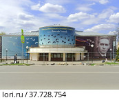 Международный кинофестиваль «17 мгновений» имени Вячеслава Тихонова во дворце культуры «Павлово-Покровский» в Павловском Посаде Московской области (2022 год). Редакционное фото, фотограф stargal / Фотобанк Лори