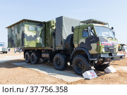 Средняя Ахтуба, Волгоградская область, Россия. Военная техника. Командирская машина с модульным трансформируемым кузовом на шасси КАМАЗ в парке «Патриот». (2021 год). Редакционное фото, фотограф Андрей Цыганков / Фотобанк Лори