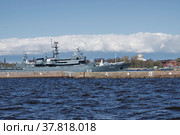 Кронштадт. Учебный корабль «Перекоп» (2022 год). Редакционное фото, фотограф Илюхина Наталья / Фотобанк Лори