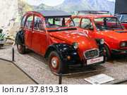 Citroen 2CV (2022 год). Редакционное фото, фотограф Art Konovalov / Фотобанк Лори