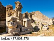 Ruins of the ancient city of Rhodiapolis in Kumluca. Turkey. Стоковое фото, фотограф Яков Филимонов / Фотобанк Лори