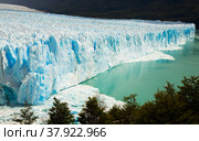 Glacier Perito Moreno, southeast of Argentina. Стоковое фото, фотограф Яков Филимонов / Фотобанк Лори
