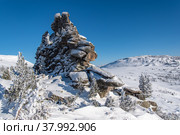 Скалы-останцы на склоне горы Курган. Стоковое фото, фотограф Свитич Олег / Фотобанк Лори