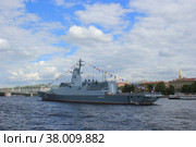 Корвет-невидимка "Меркурий" на Неве. Санкт-Петербург, Россия. (2022 год). Редакционное фото, фотограф Екатерина Ворончихина / Фотобанк Лори