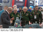 Первый заместитель министра обороны РФ  действительный государственный советник Р. Х. Цаликов и заместитель Министра обороны РФ генерал армии П. А. Попов на международном военно-техническом форуме "Армия-2022" Редакционное фото, фотограф Виктор Карасев / Фотобанк Лори