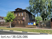 Дом-музей В.В. Тихонова. Город Павловский Посад, ул. Тихонова, д. 66 , Московская область (2022 год). Редакционное фото, фотограф stargal / Фотобанк Лори