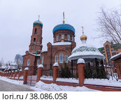 Barnaul, Russia, August, 20, 2020. Pokrovsky cathedral on Nikitin street in Barnaul in the winter, Russia. Стоковое фото, фотограф Фотограф / Фотобанк Лори