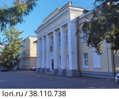 Здание МТУ Росимущества в Псковской и Новгородской областях (Великий Новгород) (2022 год). Редакционное фото, фотограф Максим Гулячик / Фотобанк Лори
