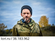 Портрет мужчины. Охота и рыбалка. (2021 год). Редакционное фото, фотограф Виталий Михайлюк / Фотобанк Лори