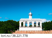 Звонница Софийского собора. Новгородский детинец (Новгородский кремль). Летний солнечный день. Великий Новгород. Россия (2022 год). Редакционное фото, фотограф E. O. / Фотобанк Лори