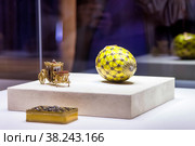 Faberge Museum exhibits. Art objects in Russia: koronacionnoe egg. Редакционное фото, фотограф Aleksandr Golubev / Фотобанк Лори