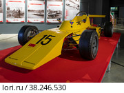 Советский серийный гоночный автомобиль "Эстония-19" (1979г.в.) крупным планом. Выставка "Борьба за скорость" (Рекордные и гоночные автомобили СССР), ВДНХ (2022 год). Редакционное фото, фотограф Виктор Карасев / Фотобанк Лори