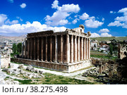 Ruins of Bacchus temple in Baalbek, Bekaa valley Lebanon (2012 год). Стоковое фото, фотограф Сергей Майоров / Фотобанк Лори