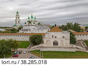 Астраханский кремль, кремлёвская стена (2022 год). Редакционное фото, фотограф Валентина Качалова / Фотобанк Лори