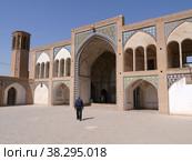 Мечеть Али Бозорг в Кашане (Иран) (2022 год). Редакционное фото, фотограф Максим Гулячик / Фотобанк Лори