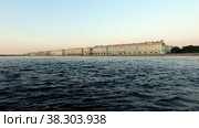 View Hermitage museum. Neva river and Winter Palace. White night. Unique urban landscape center Saint Petersburg (2020 год). Редакционное видео, видеограф Aleksandr Golubev / Фотобанк Лори