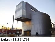 Moscow, Russia, November 21, 2019: Modern building of private Museum of Russian Impressionism on territory of former confectionery factory "Bolshevik" Редакционное фото, фотограф Алексей Антипов / Фотобанк Лори