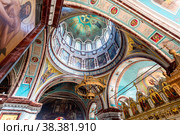 Interior of the Orthodox Cathedral of the Beheading of John the Baptist in Zaraysk, Russia (2021 год). Стоковое фото, фотограф FotograFF / Фотобанк Лори