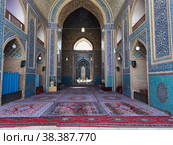 Пятничная мечеть в Йезде (Иран) (2022 год). Редакционное фото, фотограф Максим Гулячик / Фотобанк Лори