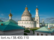 Istra, Russia-August 10, 2019: resurrection Cathedral in the new Jerusalem monastery on a Sunny summer day. Tourist attractions in Russia. Editorial. Редакционное фото, фотограф Оксана Медведева / Фотобанк Лори