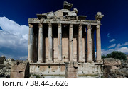 Ruins of Bacchus temple in Baalbek, Bekaa valley Lebanon (2012 год). Стоковое фото, фотограф Сергей Майоров / Фотобанк Лори