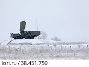 РЛС 96Л6Е "Всевысотный обнаружитель" в развернутом положении на возвышении. Стоковое фото, фотограф Кекяляйнен Андрей / Фотобанк Лори