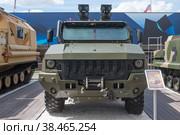 Российский самоходный противотанковый ракетный комплекс «Корнет-ЭМ» на базе шасси «Тайфун-К» на Международном военно-техническом форуме "Армия-2019" , вид спереди. Редакционное фото, фотограф Малышев Андрей / Фотобанк Лори