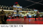 Opening of the skating rink in front of the Nizhny Novgorod Fair. New Year. Nizhny Novgorod. (2022 год). Редакционное фото, фотограф Елена Ковалева / Фотобанк Лори
