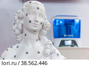 Россия. Санкт-Петербург. Оборудование для осуществления 3D-печати на принтере. Russia. Saint-Petersburg. Equipment for 3D printing on a printer. (2018 год). Редакционное фото, фотограф Алексей Смышляев / Фотобанк Лори