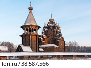 Церковь Покрова Пресвятой Богородицы в усадьбе Богословка. Ленинградская область (2021 год). Редакционное фото, фотограф Александр Щепин / Фотобанк Лори