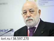 Russia. St. Petersburg. The 22nd St. Petersburg International Economic Forum (SPIEF-2018). Viktor Vekselberg, President of the Skolkovo Foundation. Россия. Санкт-Петербург. 22-й Петербургский международный экономический форум (ПМЭФ-2018). Президент Фонда Сколково Виктор Вексельберг. Редакционное фото, фотограф Алексей Смышляев / Фотобанк Лори