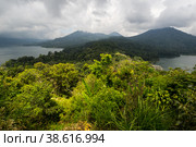 View of mountain lakes (2018 год). Стоковое фото, фотограф Юлия Белоусова / Фотобанк Лори