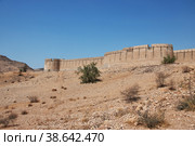 Ranikot Fort, Great Wall of Sindh, vinatge ruins in Pakistan (2021 год). Стоковое фото, фотограф Сергей Стрелков / Фотобанк Лори
