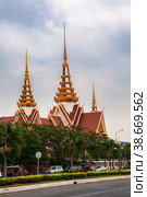 National Assembly in Phnom Penh (2013 год). Стоковое фото, фотограф Юлия Бабкина / Фотобанк Лори